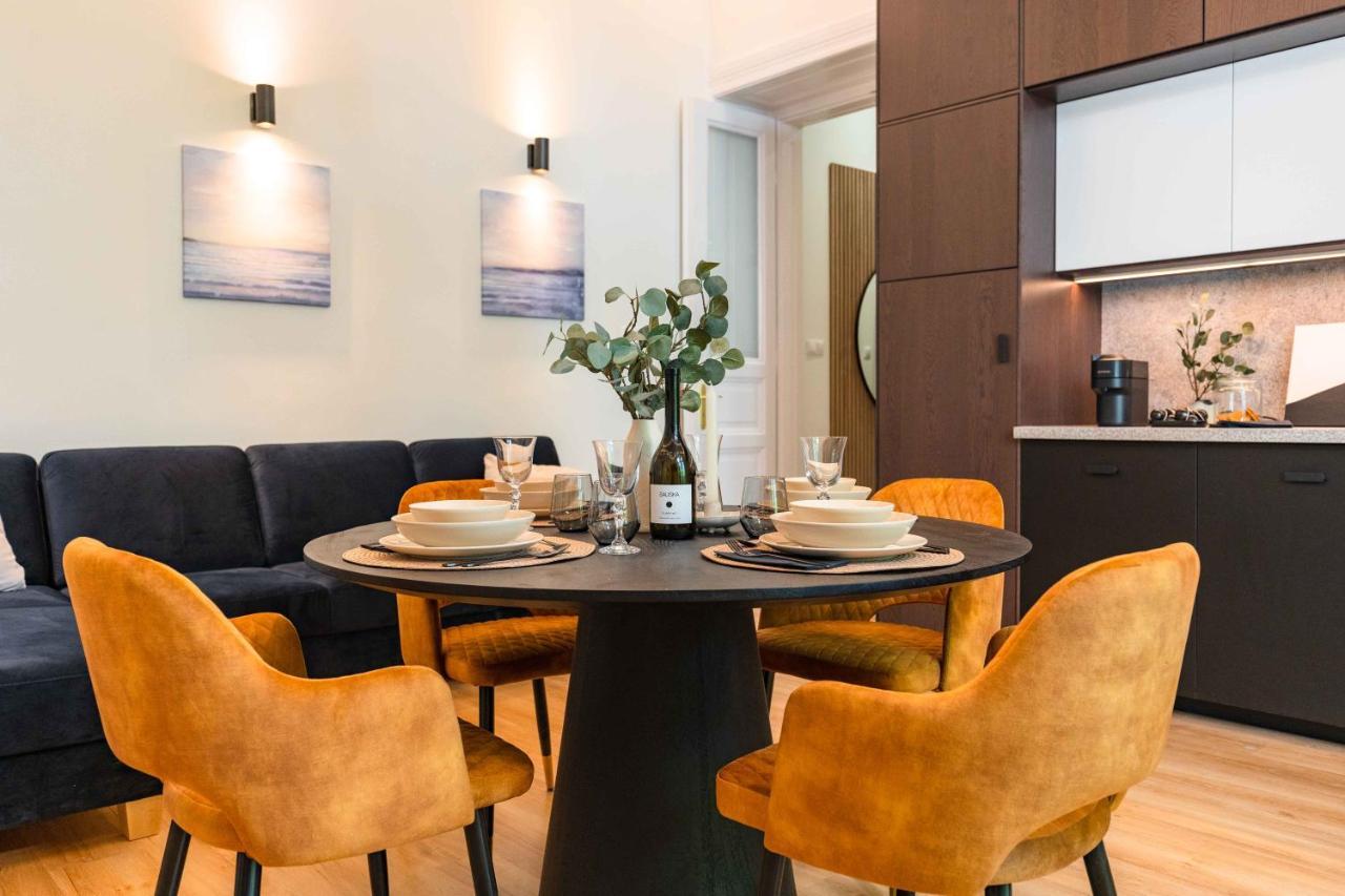 Modern Apartment French Balkony 부다페스트 외부 사진